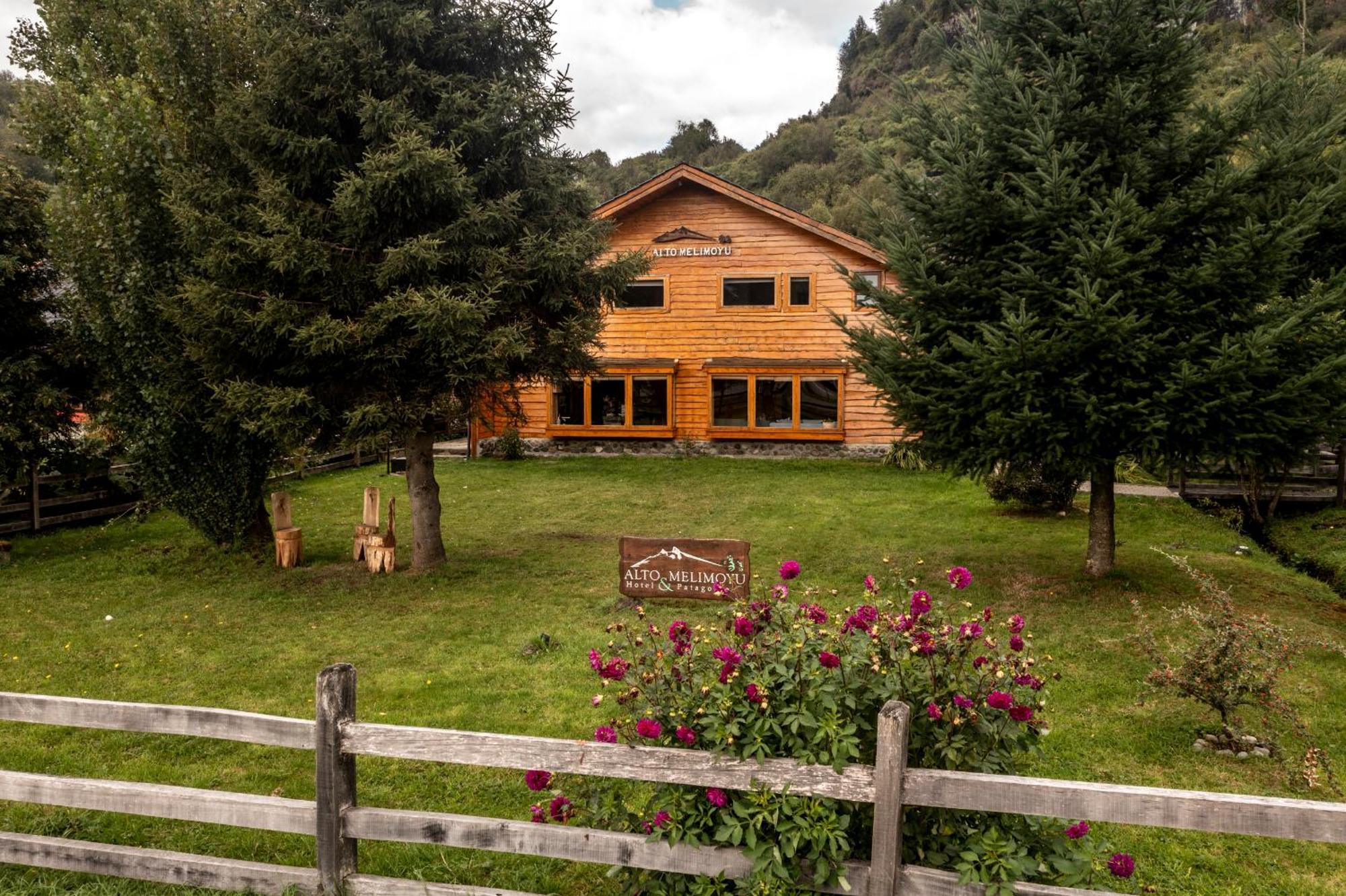 Alto Melimoyu Hotel & Patagonia Ла-Хунта Экстерьер фото